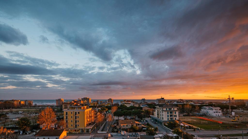 Апартаменти Attico Stema Luxury Мізано-Адріатіко Екстер'єр фото